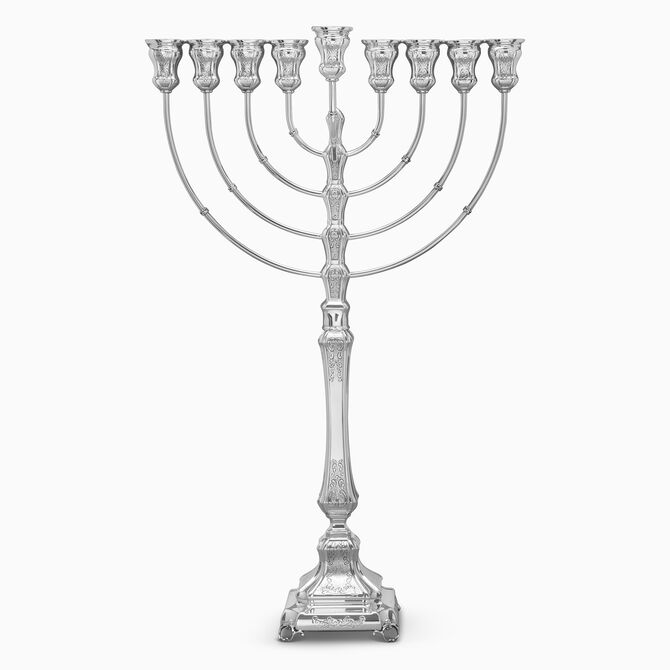 חנוכיה קומינו מקושטת בינונית 