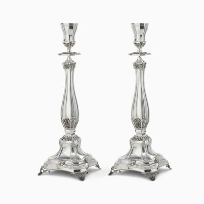RIAL LARGE SMOOTH CANDLESTICKS 