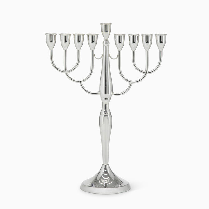 REUT MENORAH 