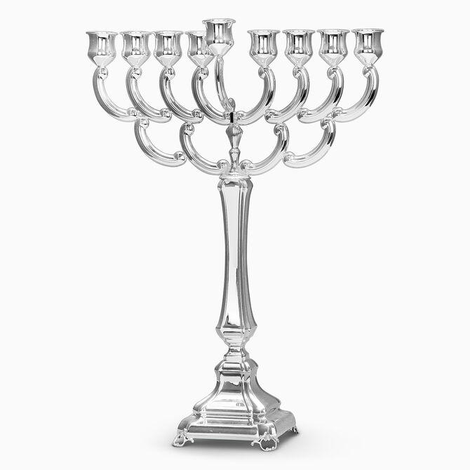 חנוכיה קומינו מן חלקה 