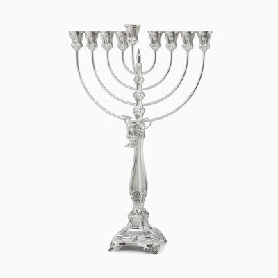 חנוכיה ריאל חלקה בינונית 