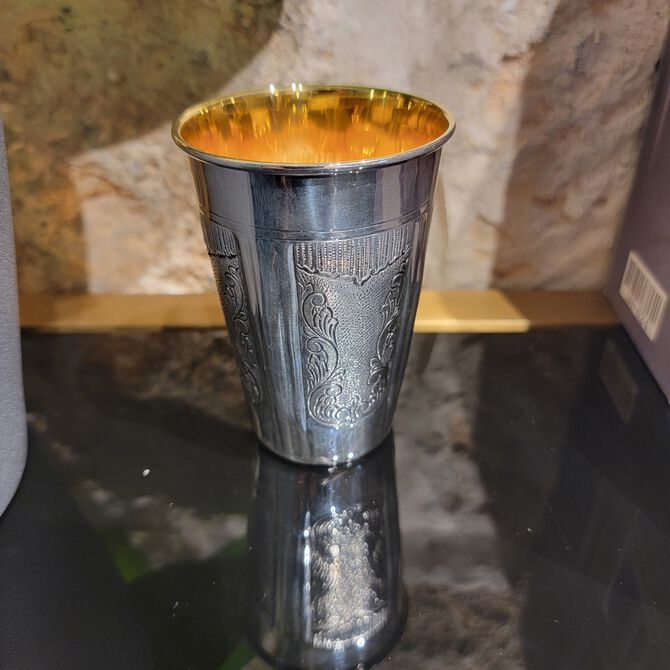 גביע ארקו מקושט רוז 