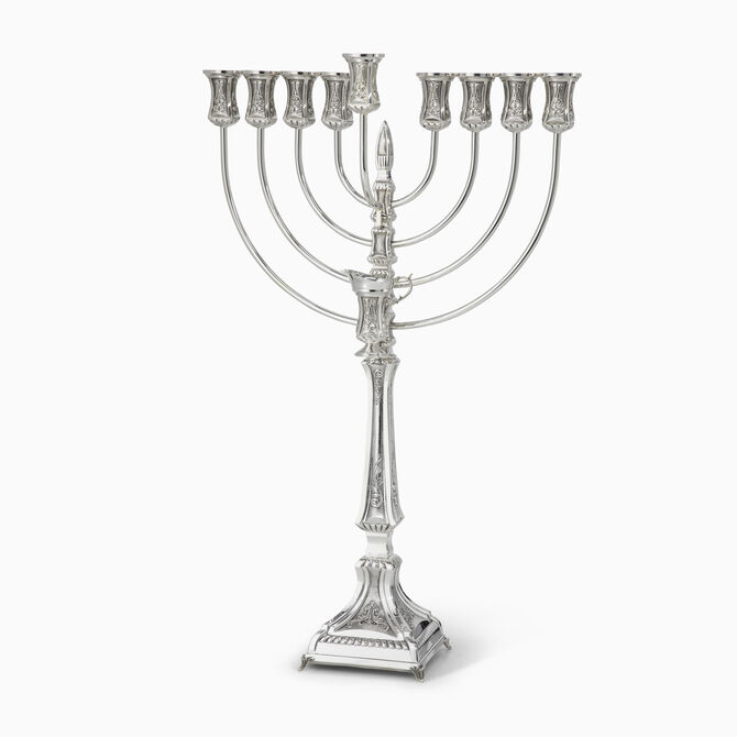 חנוכיה לאגו מקושטת גדולה 