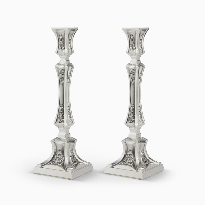 זוג פמוטים ברק מקושט קטן 