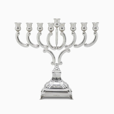 חנוכיה לגון ק' חלקה זר' מן 