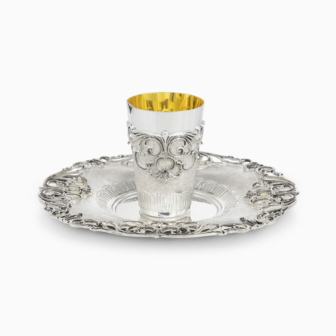 סט חתן הברונית 