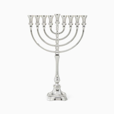 חנוכיה בזל מצופה כסף 